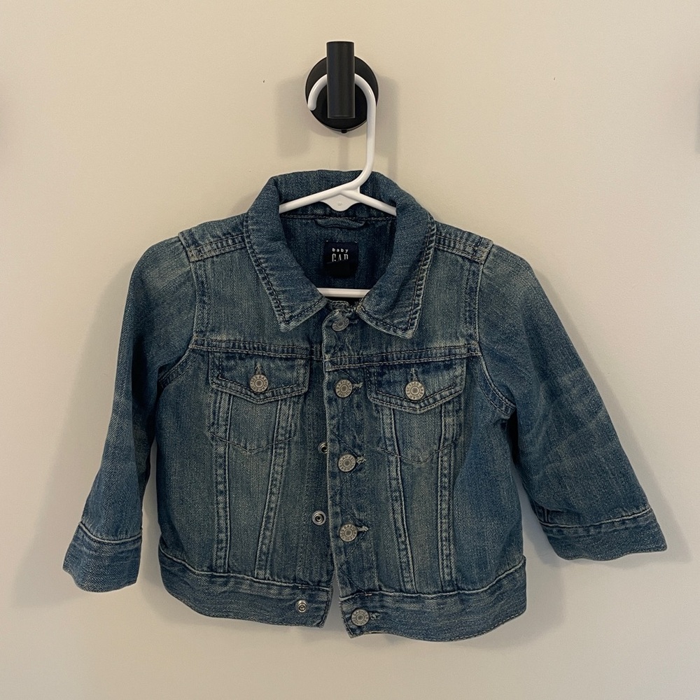 Gap denim jacket 12-18 months